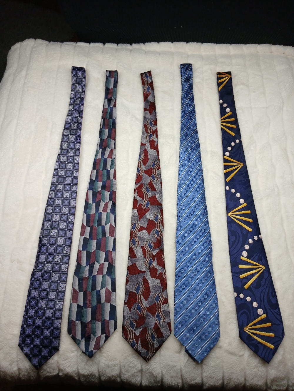 Men’s Tie Bundle Lot of 5 Designer Neckties Pierre Cardin Marquis Fratello